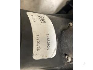 Gebruikte Waterpomp Opel Ampera 1.4 16V Prijs € 70,00 Margeregeling aangeboden door Autodemontage van de Laar