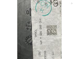 Gebruikte Bekerhouder Audi Q3 (F3B) 1.5 35 TFSI 16V Prijs € 60,00 Margeregeling aangeboden door Autodemontage van de Laar