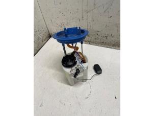 Gebruikte Benzinepomp Audi A1 Sportback (GBA) 1.0 25 TFSI 12V Prijs € 75,00 Margeregeling aangeboden door Autodemontage van de Laar