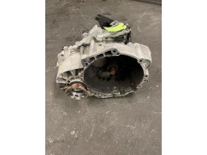 Gebruikte Versnellingsbak Skoda Superb Combi (3V5) 2.0 TDI Prijs € 1.250,00 Margeregeling aangeboden door Autodemontage van de Laar