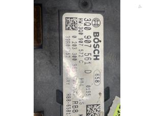 Gebruikte Radar sensor Skoda Superb Combi (3V5) 2.0 TDI Prijs € 195,00 Margeregeling aangeboden door Autodemontage van de Laar