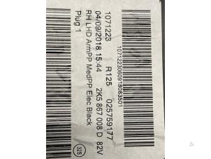 Gebruikte Deurbekleding 2Deurs rechts Volkswagen Caddy IV 1.0 TSI 12V Prijs € 50,00 Margeregeling aangeboden door Autodemontage van de Laar