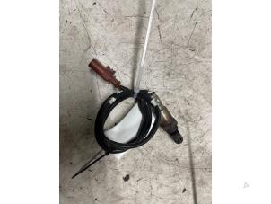 Gebruikte Lambda Sonde Volkswagen Caddy IV 1.0 TSI 12V Prijs € 35,00 Margeregeling aangeboden door Autodemontage van de Laar