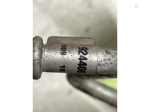 Gebruikte Airco Leiding Renault Scénic III (JZ) 2.0 16V CVT Prijs € 50,00 Margeregeling aangeboden door Autodemontage van de Laar