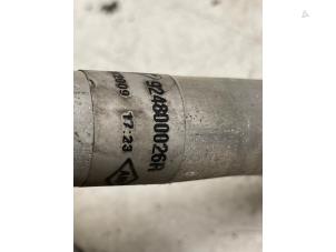Gebruikte Airco Leiding Renault Scénic III (JZ) 2.0 16V CVT Prijs € 50,00 Margeregeling aangeboden door Autodemontage van de Laar