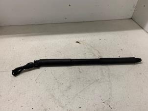 Gebruikte Kofferdekseldemper links-achter BMW 3 serie Touring (F31) 318d 2.0 16V Prijs € 50,00 Margeregeling aangeboden door Autodemontage van de Laar