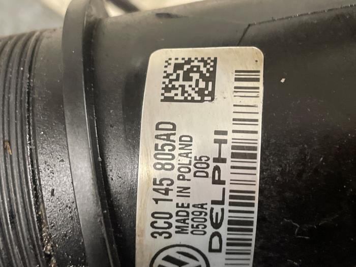 Gebruikte Intercooler Volkswagen Passat Variant (3C5) 2.0 TDI 16V Bluemotion Prijs € 60,00 Margeregeling aangeboden door Autodemontage van de Laar