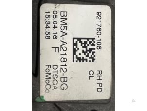 Gebruikte Portierslot Mechaniek 2deurs rechts Ford Transit Courier 1.5 TDCi 75 Prijs € 50,00 Margeregeling aangeboden door Autodemontage van de Laar