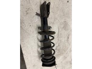 Gebruikte Mac Phersonpoot rechts-voor Mercedes Citan (415.6) 1.5 108 CDI Euro 6 Prijs € 50,00 Margeregeling aangeboden door Autodemontage van de Laar