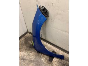 Gebruikte Scherm rechts-voor Peugeot 308 (4A/C) 1.6 16V THP 150 Prijs € 100,00 Margeregeling aangeboden door Autodemontage van de Laar