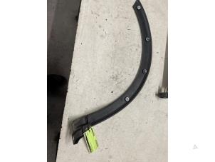 Gebruikte Wielrand achter Suzuki Ignis (MF) 1.2 Dual Jet 16V Smart Hybrid Prijs € 35,00 Margeregeling aangeboden door Autodemontage van de Laar