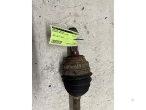 Gebruikte Aandrijfas links-voor Landrover Freelander Hard Top 1.8 16V Prijs € 50,00 Margeregeling aangeboden door Autodemontage van de Laar