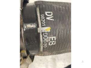 Gebruikte Intercooler Slang Peugeot 308 SW (L4/L9/LC/LJ/LR) 1.2 12V e-THP PureTech 130 Prijs € 25,00 Margeregeling aangeboden door Autodemontage van de Laar