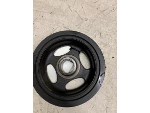 Gebruikte Krukas Poelie Toyota Aygo (B40) 1.0 12V VVT-i Prijs € 50,00 Margeregeling aangeboden door Autodemontage van de Laar