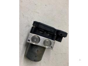 Gebruikte ABS Pomp Seat Ibiza V (KJB) 1.6 TDI 95 Prijs € 135,00 Margeregeling aangeboden door Autodemontage van de Laar