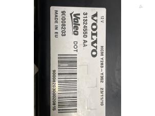 Gebruikte Xenon module Volvo V60 I (FW/GW) 2.4 D5 20V Prijs € 40,00 Margeregeling aangeboden door Autodemontage van de Laar