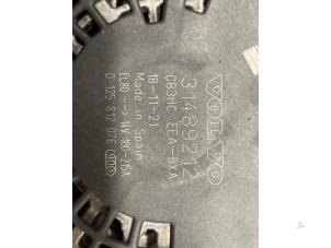 Gebruikte Dynamo Volvo V40 Cross Country (MZ) 1.5 T3 16V Geartronic Prijs € 75,00 Margeregeling aangeboden door Autodemontage van de Laar