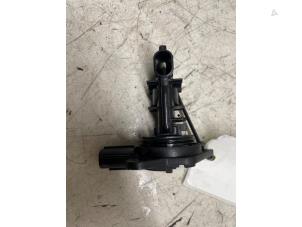 Gebruikte Luchthoeveelheidsmeter Volvo V40 Cross Country (MZ) 1.5 T3 16V Geartronic Prijs € 35,00 Margeregeling aangeboden door Autodemontage van de Laar