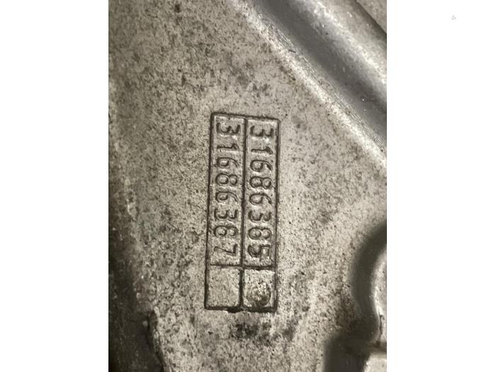 Gebruikte Motorrubber Volvo V40 Cross Country (MZ) 1.5 T3 16V Geartronic Prijs € 30,00 Margeregeling aangeboden door Autodemontage van de Laar
