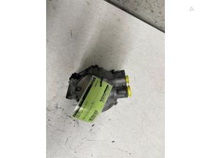 Gebruikte Aircopomp Renault Clio IV (5R) 1.6 Turbo 16V RS 200 EDC Prijs € 120,00 Margeregeling aangeboden door Autodemontage van de Laar