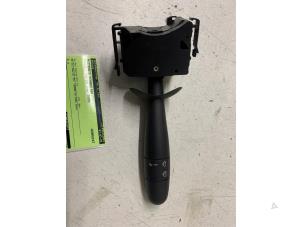 Gebruikte Ruitenwis Schakelaar Renault Master II (JD) 2.5 dCi 150 FAP Prijs € 25,00 Margeregeling aangeboden door Autodemontage van de Laar