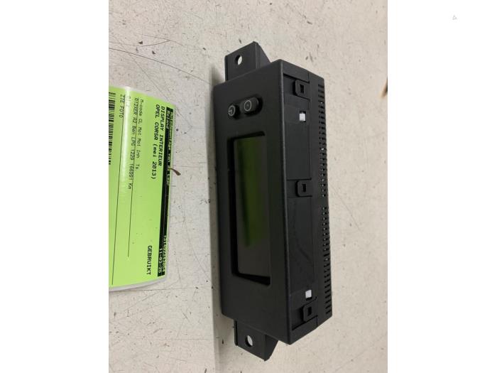Gebruikte Display Interieur Opel Corsa D 1.2 16V ecoFLEX Bi-Fuel Prijs € 35,00 Margeregeling aangeboden door Autodemontage van de Laar