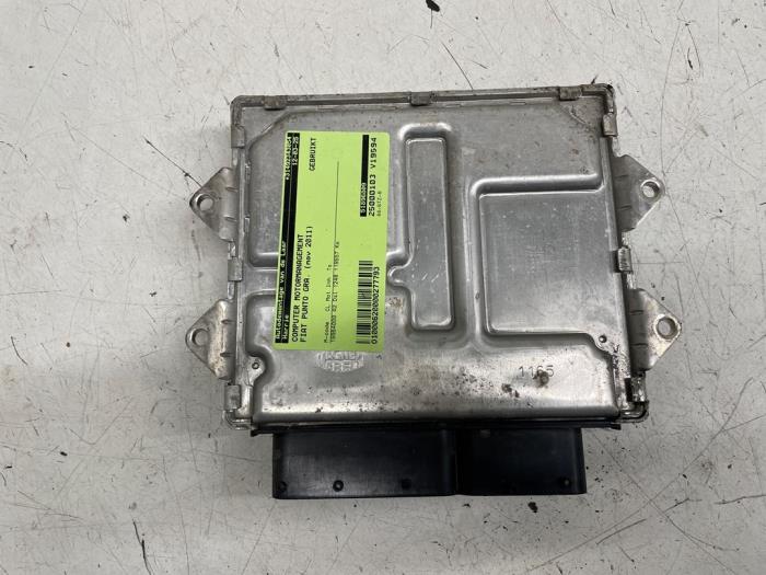 Gebruikte Computer Motormanagement Fiat Grande Punto (199) 1.3 JTD Multijet 16V 85 Actual Prijs € 75,00 Margeregeling aangeboden door Autodemontage van de Laar