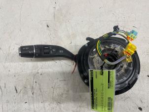 Gebruikte Licht + Raw Schakelaar Mercedes A (W176) 1.6 A-180 16V Prijs € 120,00 Margeregeling aangeboden door Autodemontage van de Laar