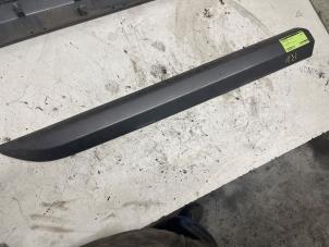 Gebruikte Portierlijst Citroen Jumpy 2.0 Blue HDI 120 Prijs € 25,00 Margeregeling aangeboden door Autodemontage van de Laar