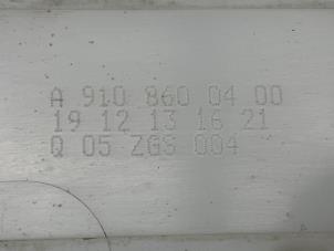 Gebruikte Ruitensproeiertank voor Mercedes Sprinter 3,5t (907.6/910.6) 316 CDI 2.1 D RWD Prijs € 30,00 Margeregeling aangeboden door Autodemontage van de Laar