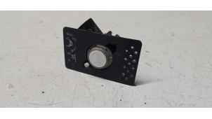 Gebruikte PDC Sensor Opel Corsa Prijs € 25,00 Margeregeling aangeboden door Autodemontage van de Laar