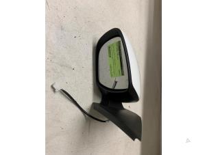 Gebruikte Buitenspiegel links Suzuki Celerio (LF) 1.0 12V Dualjet Prijs € 60,00 Margeregeling aangeboden door Autodemontage van de Laar