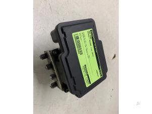 Gebruikte ABS Pomp Renault Megane III Berline (BZ) 1.2 16V TCE 115 Prijs € 150,00 Margeregeling aangeboden door Autodemontage van de Laar