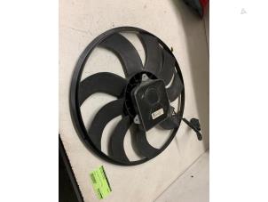 Gebruikte Blower BMW 3 serie (F30) 330e Prijs € 75,00 Margeregeling aangeboden door Autodemontage van de Laar