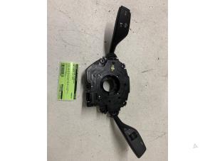 Gebruikte Combischakelaar Stuurkolom BMW 3 serie (F30) 330e Prijs € 175,00 Margeregeling aangeboden door Autodemontage van de Laar