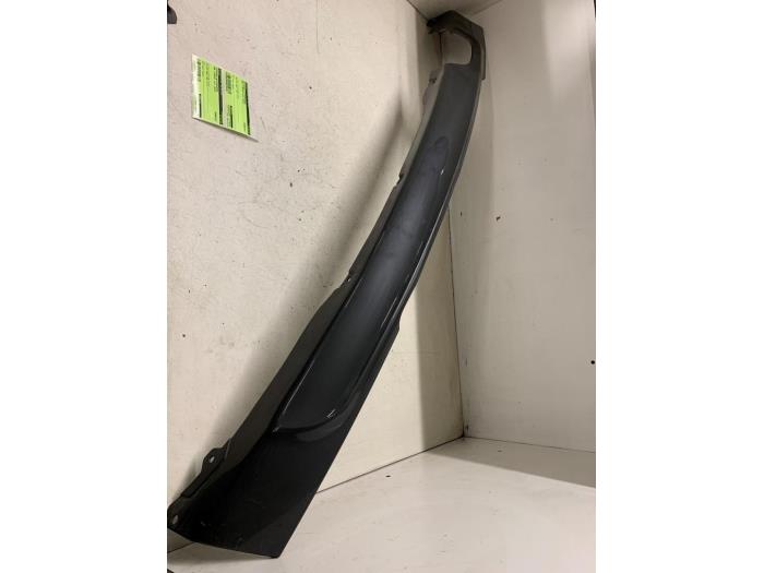 Gebruikte Diffuser achterbumper BMW 3 serie (F30) 330e Prijs € 100,00 Margeregeling aangeboden door Autodemontage van de Laar