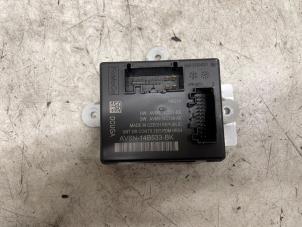 Gebruikte Module Centrale Deurvergrendeling Ford C-Max (DXA) 1.0 Ti-VCT EcoBoost 12V 125 Prijs € 50,00 Margeregeling aangeboden door Autodemontage van de Laar