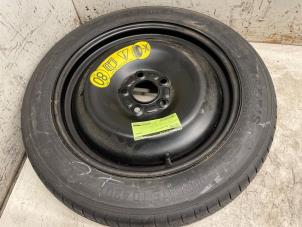 Gebruikte Thuiskomer Ford C-Max (DXA) 1.0 Ti-VCT EcoBoost 12V 125 Prijs € 70,00 Margeregeling aangeboden door Autodemontage van de Laar