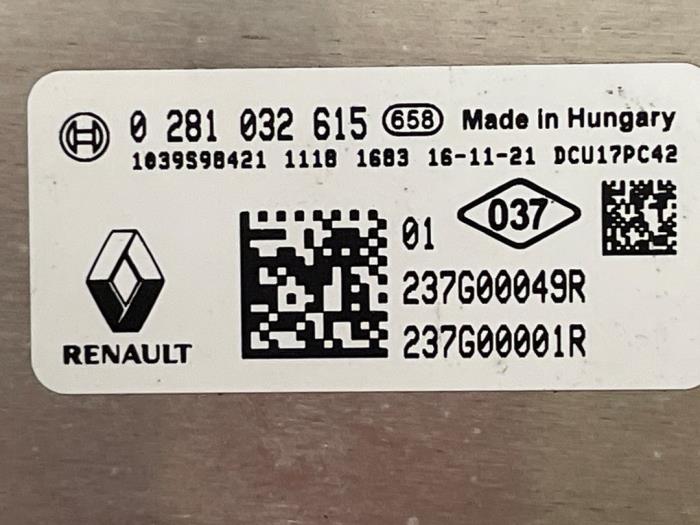 Gebruikte Adblue Computer Renault Trafic (1FL/2FL/3FL/4FL) 1.6 dCi 95 Prijs € 150,00 Margeregeling aangeboden door Autodemontage van de Laar
