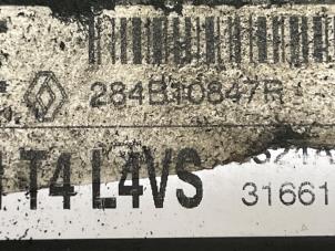 Gebruikte Module Bodycontrol Renault Trafic (1FL/2FL/3FL/4FL) 1.6 dCi 95 Prijs € 100,00 Margeregeling aangeboden door Autodemontage van de Laar