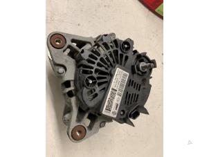 Gebruikte Alternator Renault Megane III Berline (BZ) 1.2 16V TCE 115 Prijs € 75,00 Margeregeling aangeboden door Autodemontage van de Laar