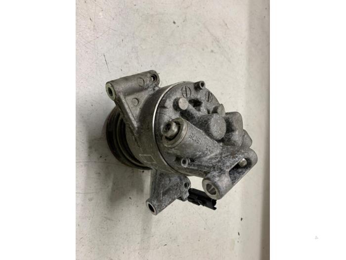 Gebruikte Aircopomp Toyota Aygo (B40) 1.0 12V VVT-i Prijs € 100,00 Margeregeling aangeboden door Autodemontage van de Laar