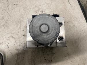 Gebruikte ABS Pomp Ford Transit 2.2 TDCi 16V Prijs € 75,00 Margeregeling aangeboden door Autodemontage van de Laar