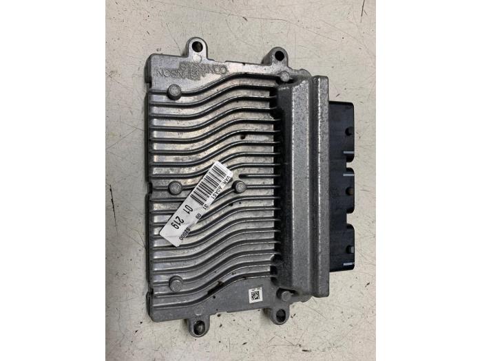 Computer Motormanagement van een Peugeot 1007 (KM) 1.4 2007