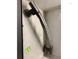 Gebruikte Bumperframe voor Renault Megane III Grandtour (KZ) 1.5 dCi 110 Prijs € 60,00 Margeregeling aangeboden door Autodemontage van de Laar