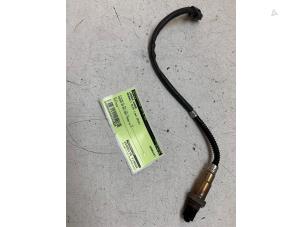 Gebruikte Lambda Sonde Renault Clio IV Estate/Grandtour (7R) 0.9 Energy TCE 12V Prijs € 30,00 Margeregeling aangeboden door Autodemontage van de Laar