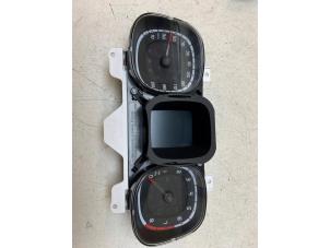 Gebruikte Kilometerteller KM Fiat Panda/Pandina (312) 1.0 Hybrid Prijs € 75,00 Margeregeling aangeboden door Autodemontage van de Laar