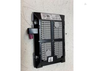 Gebruikte Module Telefoon Skoda Octavia Combi (5EAC) 1.0 TSI 12V Prijs € 25,00 Margeregeling aangeboden door Autodemontage van de Laar