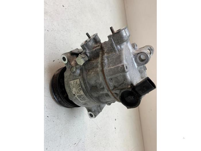 Gebruikte Aircopomp Skoda Octavia Combi (5EAC) 1.0 TSI 12V Prijs € 100,00 Margeregeling aangeboden door Autodemontage van de Laar
