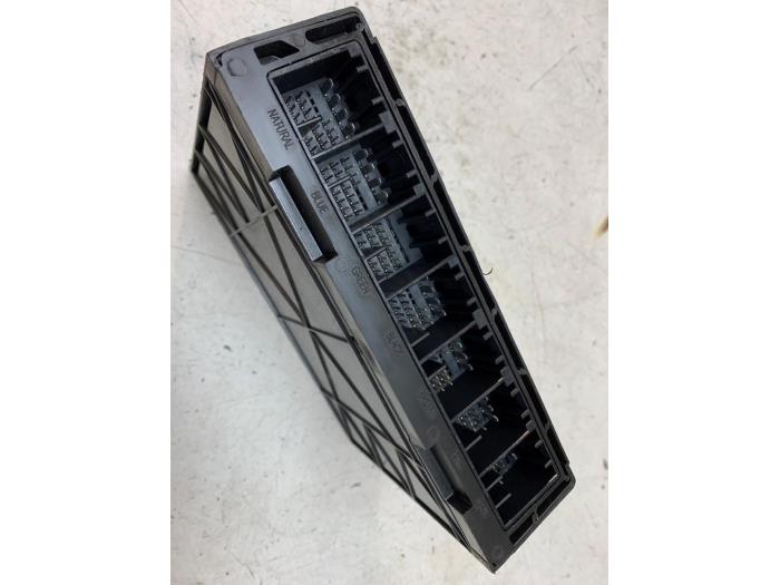 Bodycontrol Module van een Opel Karl 1.0 12V 2019